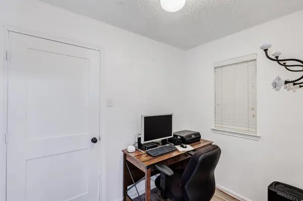 1718 Brighton Drive, Carrollton, TX 75007