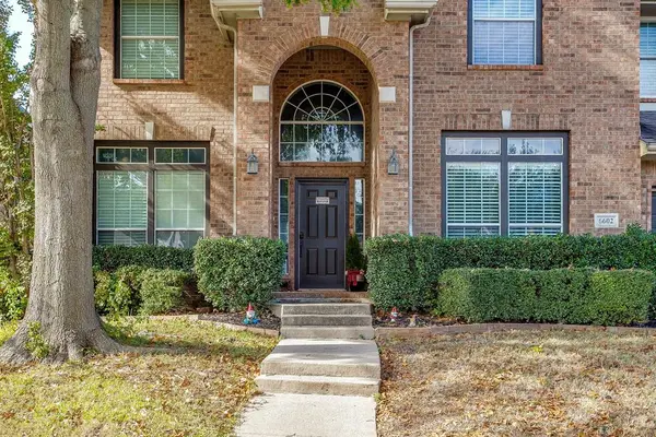 6602 Fox Glen Drive, Arlington, TX 76001