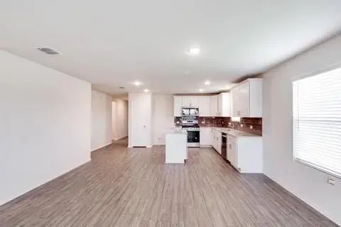 700 Forestdale Court, Haslet, TX 76052