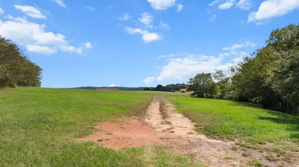 16622 Caeli Heights, Winona, TX 75792