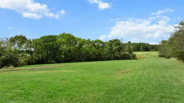 16622 Caeli Heights, Winona, TX 75792