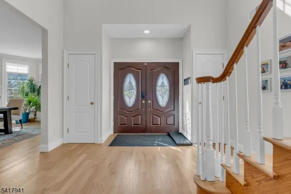 66 Ridge Ave, Park Ridge Boro, NJ 07656