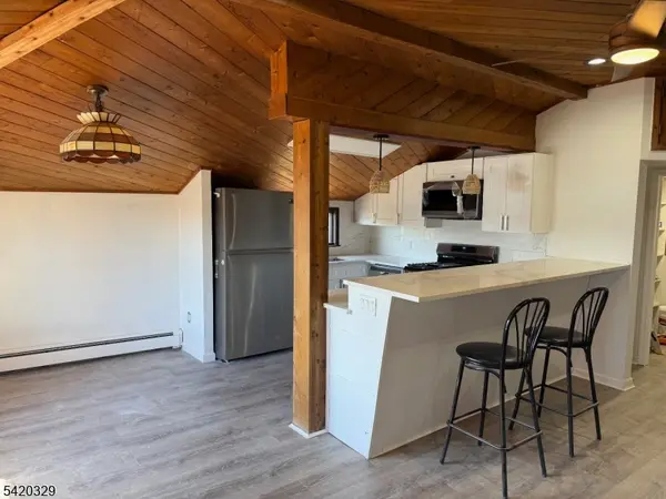 9 Mac Donald Rd, West Milford Twp., NJ 07421