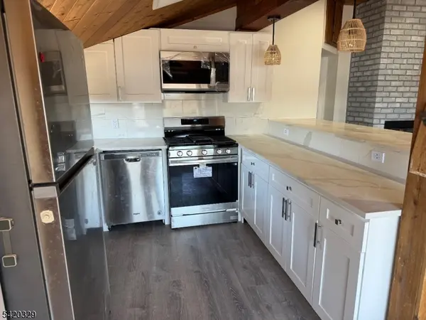 9 Mac Donald Rd, West Milford Twp., NJ 07421