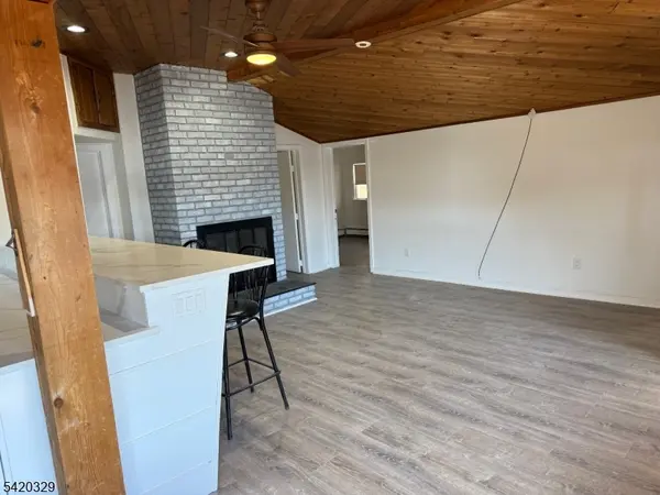 9 Mac Donald Rd, West Milford Twp., NJ 07421