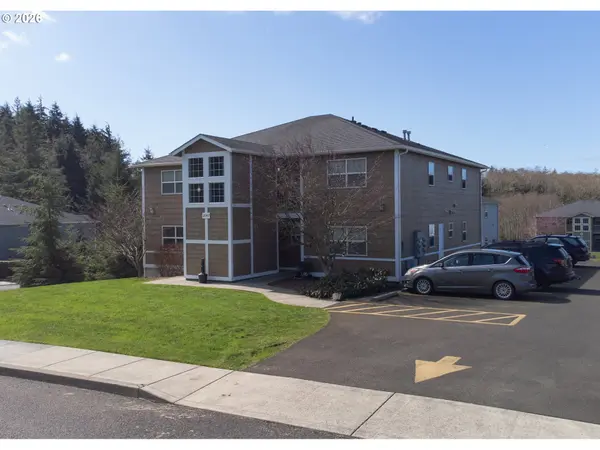 2047 SE HUCKLEBERRY AVE, Warrenton, OR 97146