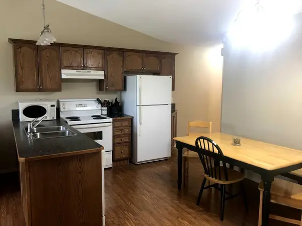 7017 Deer ST, Lacombe, AB T4L 1Y9