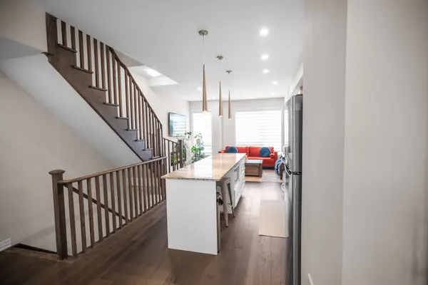 1625 Pleasure Valley PATH N, Oshawa, ON L1G 0E3