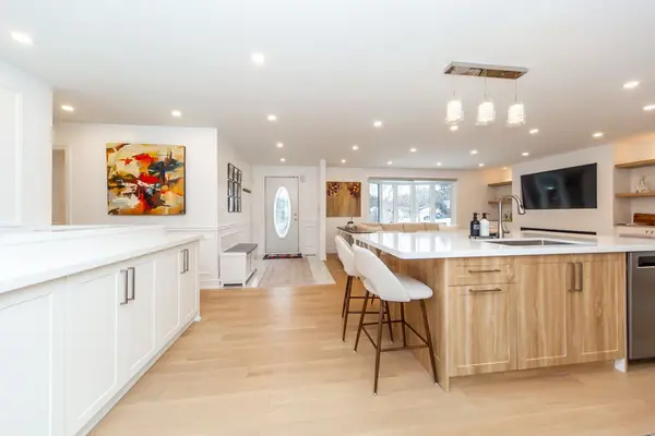 26 Marion ST, Caledon, ON L7C 1K8