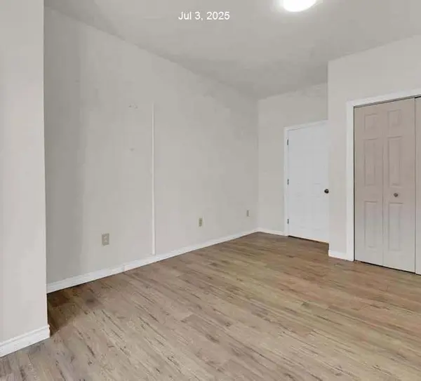 223 Park ST N, Hamilton, ON L8R 2N9