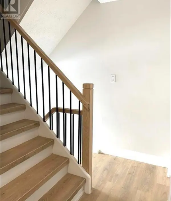 215 McNab ST #9, Brockton, ON N0G 2V0