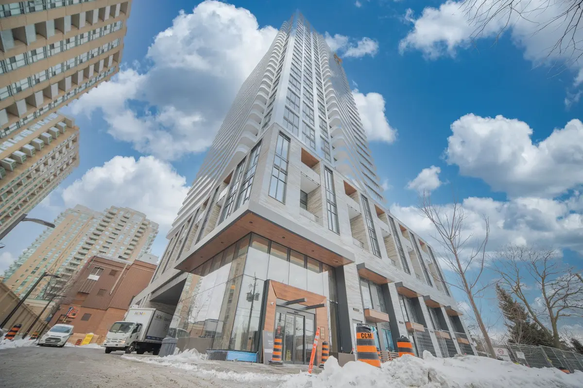 36 Olive AVE #2013, Toronto C14, ON M2N 4P9