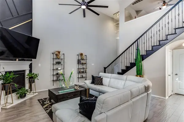 5841 Dew Plant Way, Fort Worth, TX 76123