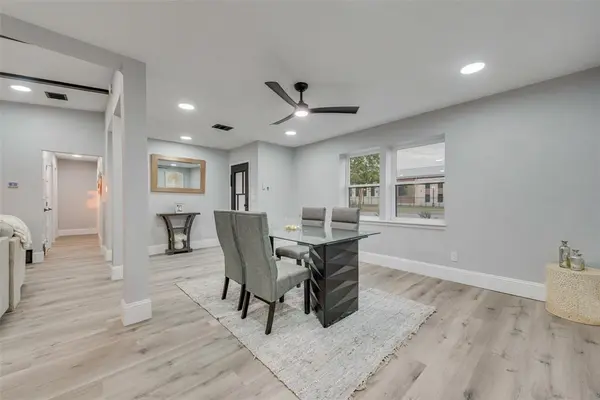 3209 Royal Lane, Dallas, TX 75229