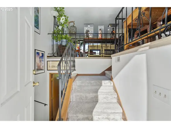 14850 NE ROSE PKWY, Portland, OR 97230