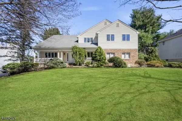 34 Knob Hill Rd, Marlboro Twp., NJ 07751