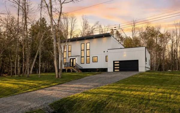 3441 Louis LN, Ramara, ON L0K 1B0