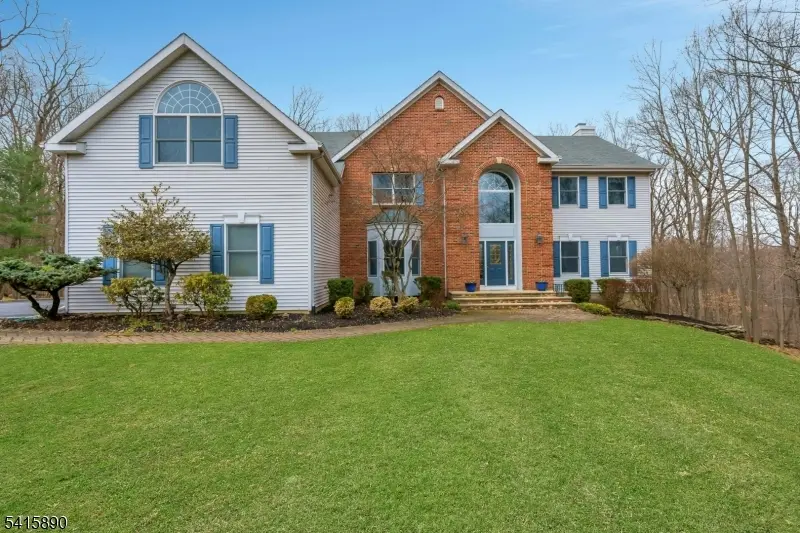 5 ADAMS COURT, Bridgewater Twp., NJ 08836