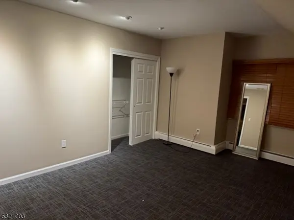 51 Main St Succ, Roxbury Twp., NJ 07876