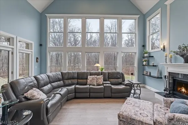 6 Mackenzie Ct, Sparta Twp., NJ 07871