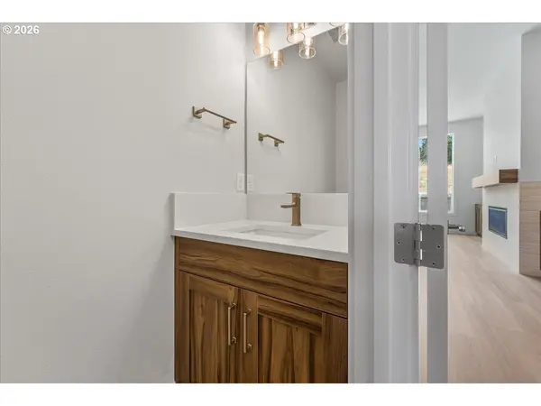 16807 NE 38TH AVE, Vancouver, WA 98686