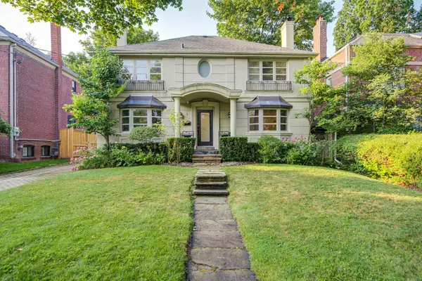 3 Silverwood AVE, Toronto C03, ON M5P 1W3