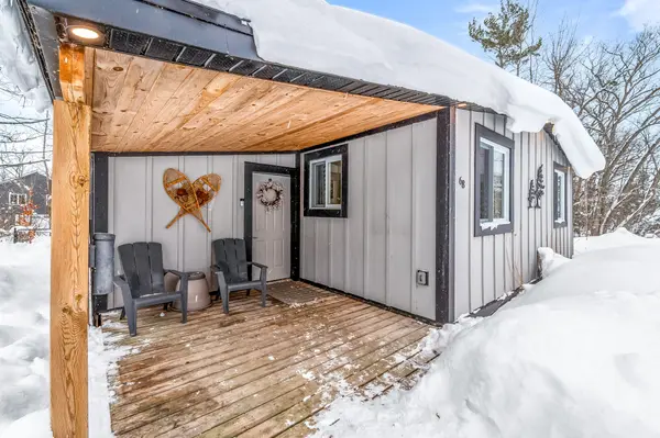 68 Forest Harbour Pkwy, Tay, ON L0K 2C0