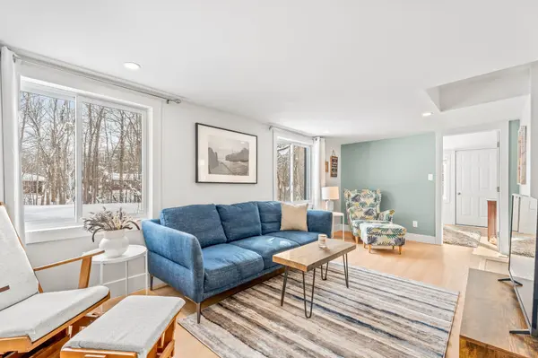 68 Forest Harbour Pkwy, Tay, ON L0K 2C0