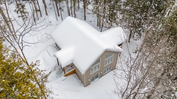 180 Lakeview ST, Dysart Et Al, ON K0M 1S0