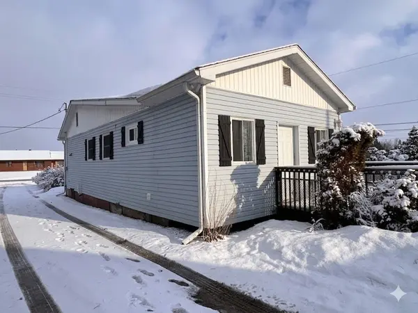 2082 Sandy Hill RD, Champlain, ON K0B 1K0