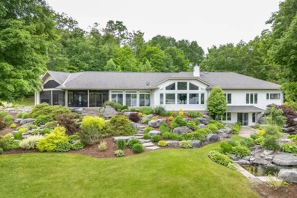 2741 Foymount RD, Bonnechere Valley, ON K0J 1T0