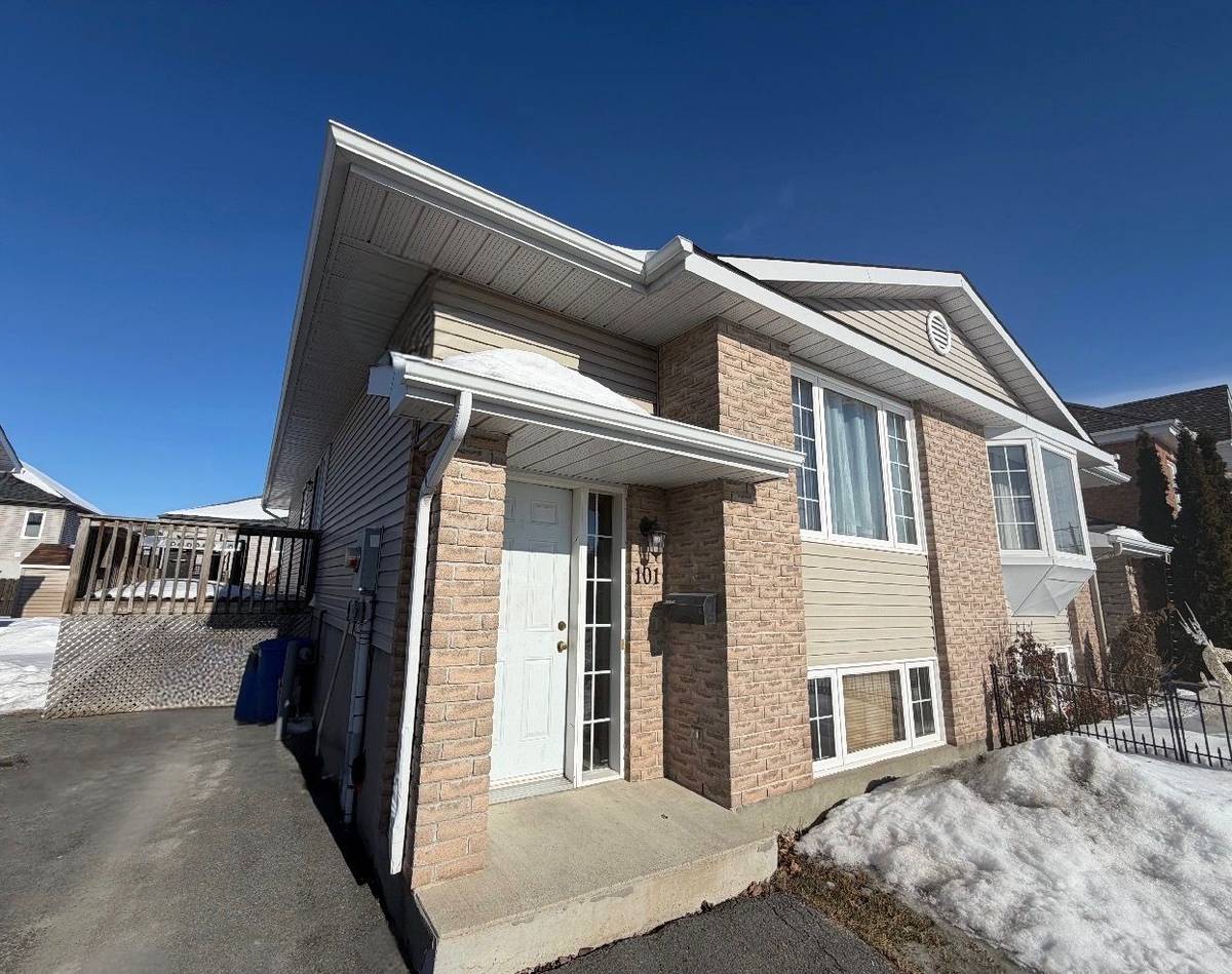101 Mckenzie ST W, Cornwall, ON K6K 1W2