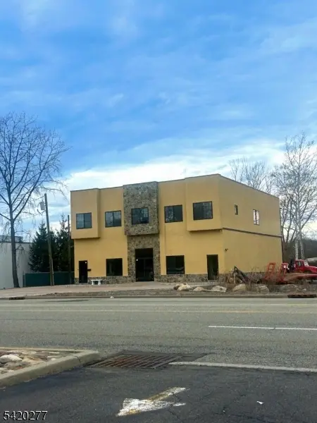 81 Passaic Ave, Fairfield Twp., NJ 07004