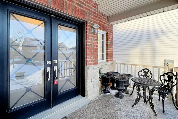 1348 Wallig AVE, Oshawa, ON L1K 0J5