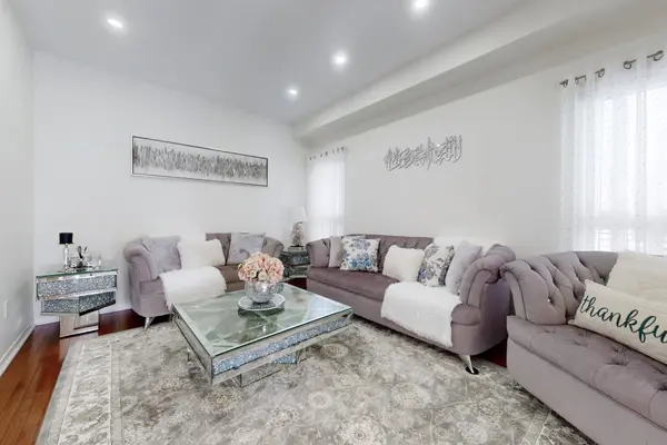 1348 Wallig AVE, Oshawa, ON L1K 0J5