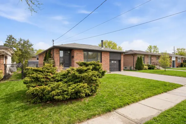 777 Hillcrest RD, Pickering, ON L1W 2P5