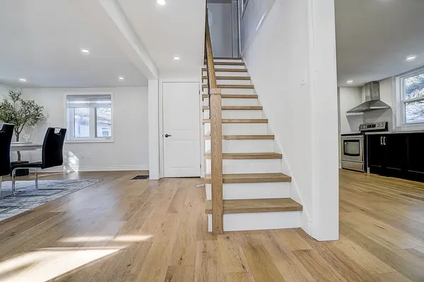 18846 Leslie ST, East Gwillimbury, ON L0G 1V0