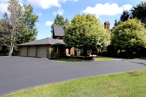 155 Crawford CRES, Milton, ON L0P 1B0