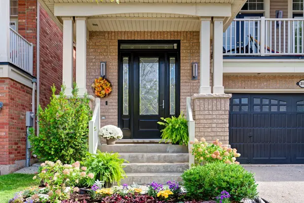 310 Leitch LNDG, Milton, ON L9T 7M9