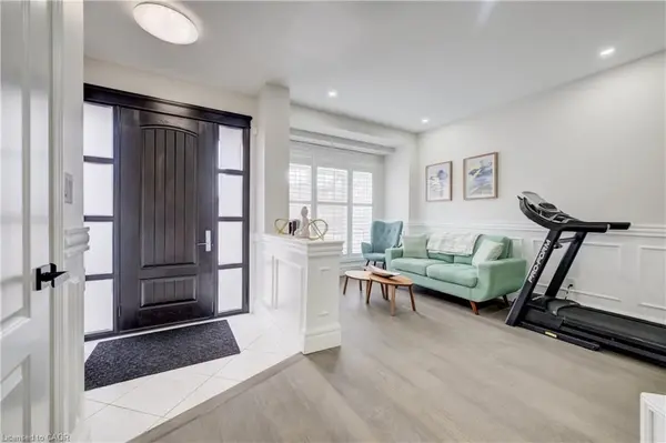 4612 Doug Wright DR, Burlington, ON L7M 0L6