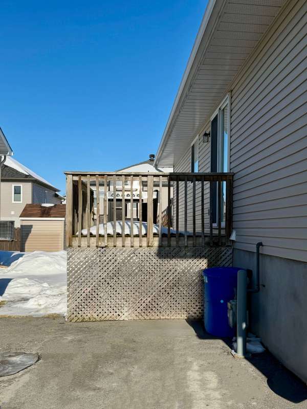 101 Mckenzie ST W, Cornwall, ON K6K 1W2