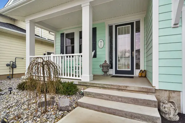 30 Regatta WAY, Central Elgin, ON N5L 0B6