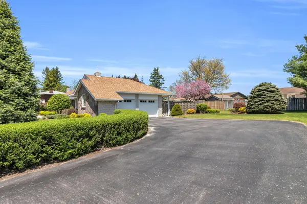 241 4th AVE, Hanover, ON N4N 2B6