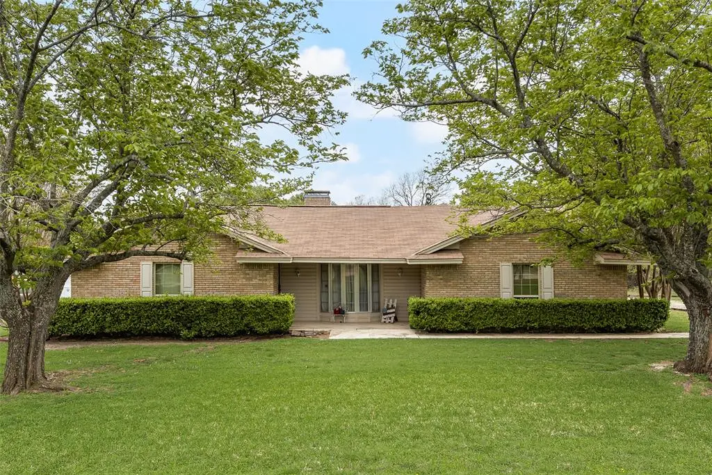 830 Mount Zion Road, Midlothian, TX 76065