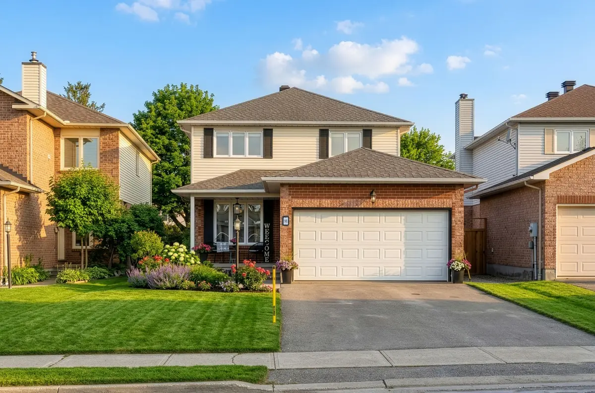91 Equestrian DR, Kanata, ON K2M 1H7