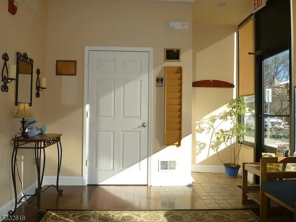 1360 Stuyvesant Ave, Union Twp., NJ 07083