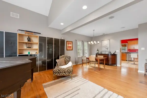 5 Teakwood Ct, Jefferson Twp., NJ 07849