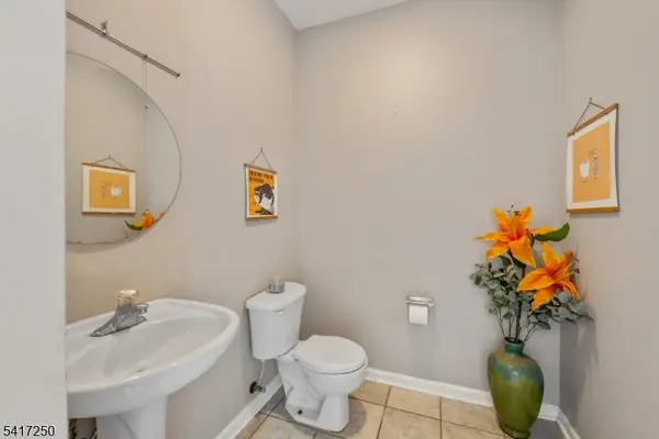 5 Teakwood Ct, Jefferson Twp., NJ 07849