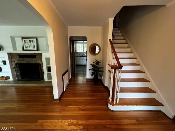 56 Grandview Pl, North Caldwell Boro, NJ 07006