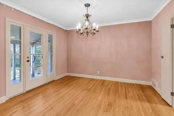 66 Mason BLVD, Toronto C04, ON M5M 3C8